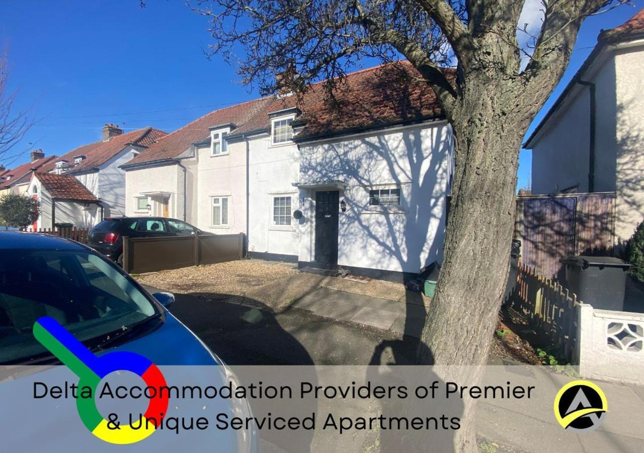 Delightful London Chalet House Bromley Luaran gambar